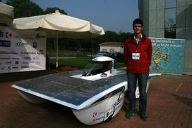 Bursa Uludağ Üniversitesi Öğrencileri, Güneş Enerjili Arabadan Sonra Uçan Araba Yapmayı Hedefliyor. 2016 Yılında Hayata Geçirilecek Proje İle Dünyanın İlk Uçan Arabası Üretilmiş Olacak.