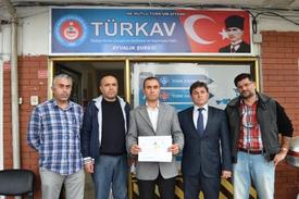 Türk Eğitim-sen Ayvalık Baştemsilciliği İle Türkav Temsilciliği Yaptıkları Bir Basın Açıklamasıyla Bu Duruma Sert Tepki Gösterdi.