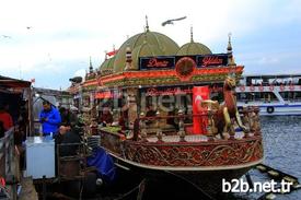 Eminönü’nde Balık Ekmek Keyfi (erhan İdiz-iha)