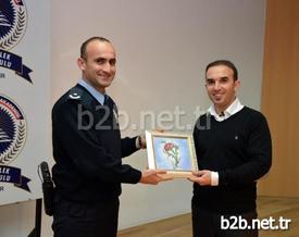 Gmka Halkla İlişkiler Sorumlusu Ahmet Tuğrul Aydın, Polis Adaylarına İnternet Konusunda Seminer Verdi.