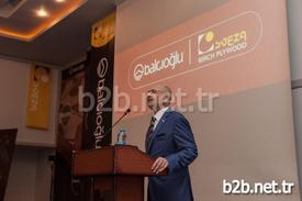 Alman Menşeili Surfactor Firmasının Ceo’su Dr. Gunther Martin Katılımcılara, Firması, Plywood’da Kullanılan Film Ve Balko Sveza Deck İçin Kullanılan Özel Film Hakkında Bir Sunum Gerçekleştirdi.