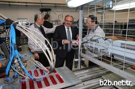 Bursa Valisi Münir Karaloğlu Feka Otomotiv Fabrikası’nı Ziyaret Etti.