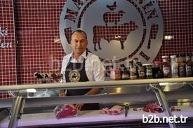 ‘mahallenin Kasabı’nın Kurucusu Hakan Yangın, Gördükleri İlgiden Çok Memnun Kaldıklarını Belirterek, Yakın Zamanda Yeni Şubeler Açacaklarını İfade Etti.