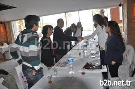 Samsun İl Milli Eğitim Müdürü Aytekin Girgin, Kendisini Ve Samsun İl Milli Eğitim Müdürlüğünün Resmi Twitter Hesabını Takip Eden Ve Etkileşimde Bulunan Öğrencileriyle Yemekte Buluştu.