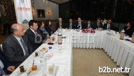 Hayata Geçirdiği Projelerle Ve Ortaya Koyduğu Vizyonla Türkiye Ekonomisine Yön Veren Bursa Ticaret Ve Sanayi Odası (btso), Yine Bir İlke İmza Atmaya Hazırlanıyor. Btso, Üyelerinin İş Hayatında Yaşadıkları Hukuki Problemlerin Mahkemeye Taşınmadan Ortadan Kaldırılması Amacıyla Geliştirilen Arabuluculuk Merkezi’nin Oda Bünyesinde Kurulması İçin Harekete Geçti.