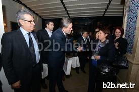 Hayata Geçirdiği Projelerle Ve Ortaya Koyduğu Vizyonla Türkiye Ekonomisine Yön Veren Bursa Ticaret Ve Sanayi Odası (btso), Yine Bir İlke İmza Atmaya Hazırlanıyor. Btso, Üyelerinin İş Hayatında Yaşadıkları Hukuki Problemlerin Mahkemeye Taşınmadan Ortadan Kaldırılması Amacıyla Geliştirilen Arabuluculuk Merkezi’nin Oda Bünyesinde Kurulması İçin Harekete Geçti.