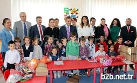 Antalya'da 2014-2015 Eğitim Ve Öğretim Yılının İlk Yarısı Sona Ererken, İl Genelinde 430 Bin Öğrenci Karne Aldı. 700 Okul Birincisi, Türkiye’de İlk Olan Uygulama İle 5 Yıldızlı Tatilin Sahibi Oldu.