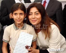 Antalya'da 2014-2015 Eğitim Ve Öğretim Yılının İlk Yarısı Sona Ererken, İl Genelinde 430 Bin Öğrenci Karne Aldı. 700 Okul Birincisi, Türkiye’de İlk Olan Uygulama İle 5 Yıldızlı Tatilin Sahibi Oldu.