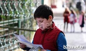 Okul Öncesi Eğitim Kurumları İle İlk Ve Orta Dereceli Okullarda Okuyan Yaklaşık 18 Milyon Öğrenci, Bugün Karnesini Aldı. Öğrenci Ve Velilerin Karne Heyecanı Objektiflere Yansıdı.