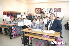 Balıkesir’in Edremit İlçesinde 2014-15 Eğitim Öğretim Yılı 1. Dönemi İstiklal İlkokulunda Düzenlenen Tören İle Sona Erdi.