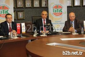 Ulusal Turunçgil Konseyi Başkanı Kemal Kaçmaz, Konsey Üyeleri İle Birlikte Düzenlediği Basın Toplantısında, 2014 Yılında Gerçekleştirilen Turunçgil İhracatı Verilerini Açıkladı.