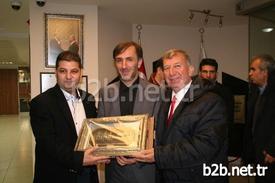 İranlı İş Adamları, Menemen Ticaret Odası Ve İzmir Serbest Bölge Kurucu Ve İşleticisi’ne (izbaş) Yaptıkları Ziyarette, İzmirli İş Adamlarına Seslenerek Ticari Ortaklık Çağrısında Bulundu.