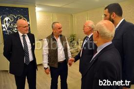 Kayseri Ticaret Odası (kto) Başkanı Mahmut Hiçyılmaz, İstanbul Mobilya Fuarı’nda (ismob) Stant Açan 60 Kayserili Mobilyacıyı Ziyaret Etti.