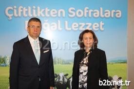 Sütaş Genel Müdür Yardımcısı Tarık Tezel Ve Eşi