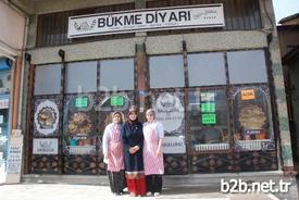 Afyonkarahisar’da Bir Kadın Girişimci Açtığı Ve Yöresel Hamurişlerinin Yapıldığı Dükkan İle Kadınların İstedikleri Zaman Her Şeyi Başarabileceklerini Gösterdi.