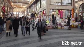 Çeyiz Sandıkları, Türk Kültüründe Önemli Bir Yere Sahiptir. Sandık Özenle Hazırlanır, Törenle Alınır, Gösterişli Şekilde Serilir. Sandıklarda, Her Eşyanın Bir Günlük Kullanmak İçin Olanı, Birkaç Tane De Misafir Ağırlamakta Kullanmak İçin Olanı Bulunur.