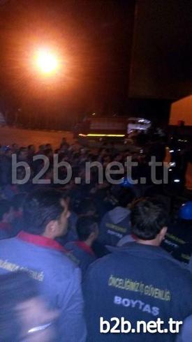 Kayseri’de Boytaş Mobilya Sanayi Ve Ticaret A. Ş.’de Çalışan İşçiler, Maaşlarına Yeterli Zam Yapılmadığını İddia Ederek Grev Yaptı.