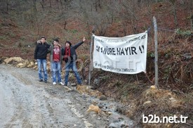 Türkiye Mimarlar Ve Mühendisler Odası Birliği (tmmob) Üyeleri, Ordu’nun Fatsa İlçesinde Siyanürle Altın Aranmasına Tepki Gösterdi.