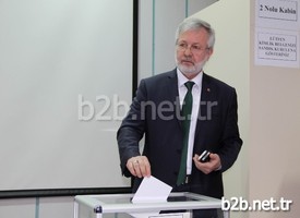 Uludağ Üniversitesi Öğretim Üyeleri, Rektör Adaylarını Belirlemek Üzere Sandık Başına Gitti.