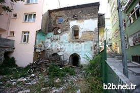 Bursa Büyükşehir Belediyesi, 1300’lü Yıllarda Orhan Gazi Tarafından İlk Paranın Bastırıldığı Harabe Halindeki Darphane Binasını Restore Edip, İlk Günkü İhtişamı İle Para Müzesi Olarak Ziyarete Açtı.