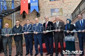 Bursa Büyükşehir Belediyesi, 1300’lü Yıllarda Orhan Gazi Tarafından İlk Paranın Bastırıldığı Harabe Halindeki Darphane Binasını Restore Edip, İlk Günkü İhtişamı İle Para Müzesi Olarak Ziyarete Açtı.