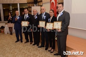 Çanakkale’de Vergi Haftası Kutlamaları Kapsamında Kurumlar Ve Gelir Vergisinde Dereceye Girenler İl Defterdarlığı Tarafından Plaketle Ödüllendirildi.