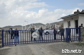 Tunceli’de Doğaseverler, 14 Mart Dünya Nehirler İçin Eylem Günü’nde Kentteki Baraj Ve Hes Projelerini Yumurta Atarak Protesto Etti.