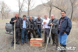 Erzurum'un Oltu İlçesi Sarısaz Mahallesi Yakınlarında Yaralı Halde Bulunan Vaşak İçin Vatandaşlar Seferber Oldu.