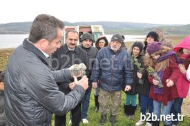 21-26 Mart Tarihleri Arasında Kutlanan Orman Haftası Etkinlikleri Fidan Dikim Ve Dağıtımı Faaliyetleri İle Başladı. İnegöl Orman İşletme Müdürü Muhammed Çolak, 2015 Yılı İçerisinde 150 Bin Fidanı Toprakla Buluşturmayı Hedeflediklerini Aktardı.