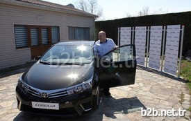 Toyota Fabrikası Genel Müdürü Ve Ceo’su Toyota Fabrikasında 2014 Yılı Genel Değerlendirme Toplantısı Düzenledi. Fabrika Yönetimi, Basın Mensuplarına Fabrikayı Tanıtmak İçin Fabrika İçinde Kısa Bir Tur Gerçekleştirdi. Gezinin Ardından Yapılan Basın Toplantısında Toyota Fabrikası Kurumsal İletişim Müdürü Ercüment Bölükbaşı 2014 Yılında Yapılan Faaliyetler Hakkında Bilgiler Verdi.