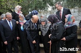 Çeşitli Programlara Katılmak Üzere Bursa’ya Gelen Bilim Sanayi Ve Teknoloji Bakanı Fikri Işık Cuma Namazın Eskikaraağaç Köyü’nde Kıldı. Cuma Namazının Ardından Köydeki Vatandaşlarla Selamlaşan Işık, Uluabat Gölü’nü Kameralarda İnceledi