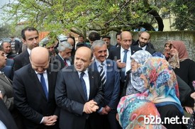 Çeşitli Programlara Katılmak Üzere Bursa’ya Gelen Bilim Sanayi Ve Teknoloji Bakanı Fikri Işık Cuma Namazın Eskikaraağaç Köyü’nde Kıldı. Cuma Namazının Ardından Köydeki Vatandaşlarla Selamlaşan Işık, Uluabat Gölü’nü Kameralarda İnceledi