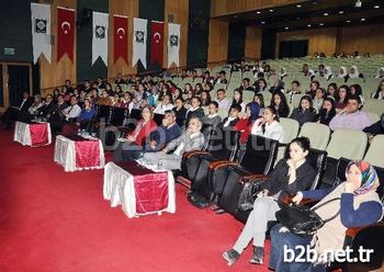 İstanbul Kemerburgaz Üniversitesi, Osmaniye’de Lise Öğrencilerine Tanıtıldı. Meslek Seçiminden Doğru Tercih Listesi Oluşturmaya Kadar Üniversite Yolunda Adaylara Rehberlik Yapan İstanbul Kemerburgaz Üniversitesi, Meslek Tanıtım Seminerlerine Osmaniye’de Devam Etti.