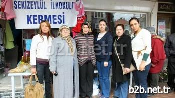 Balıkesir’in Burhaniye İlçesinde, 8 Eylül İlkokulu Yararına Düzenlenen Kermes Büyük İlgi Gördü. Okul Aile Birliği Başkanı Hatice Başak, Kermesten Elde Edilen Parayla Okulun Boya Ve Badana Sının Yenileneceğini Söyledi