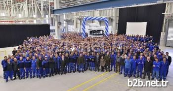 2014 Sonu İtibari İle Yaklaşık 320 Milyon Euro’uk Yatırımın Tamamlanacağı Mercedes-benz Türk Aksaray Kamyon Fabrikası’nda Üretilen 200 Bininci Kamyon Banttan İndi.