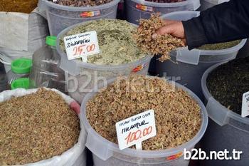 Soğuk Günlerin Sıcak İçeceği Ve Vitamin Deposu Olan Ihlamur, Bu Sene Ürünün Az Ama Kaliteli Olmasından Dolayı Fiyat Noktasında Altınla Yarışıyor.