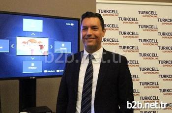 Turkcell Superonline Bireysel Satıştan Sorumlu Genel Müdür Yardımcısı Ceyhun Özata, Türkiye’de Bir Kişinin Gün İçerisinde Ortalama 375 Dakikasını Ekran Karşısında Geçirdiğini Ve Bu Ekranın Da Çoğunlukla Mobil Ekranlar Olduğunu Söyledi.