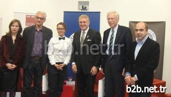 Almanya’nın Başkenti Berlin’de İstanbul Aydın Üniversitesi, Unesco Kültürel Diploması Kürsüsü Ve Humboldt Üniversitesi’nin İş Birliği İle Gerçekleşen “avrupa’nın Türkiye Algısı” Konferansı Yoğun İlgi Gördü.