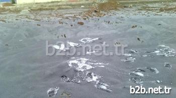 Afşin-elbistan A Ve B Termik Santrallerinden Çevreye Yayılan Kirlilik, Yağan Karı Siyaha Çevirdi.