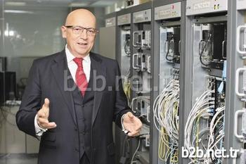 Netaş Ceo’su C. Müjdat Altay, “netaş Olarak, Milli Eğitim Bakanlığı’nın Eğitimin Dijitalleştirilmesi Konusunda Hayata Geçirdiği Bu Büyük Projede Yeniden Rol Almak, Bizi Gururlandırıyor. Okullardaki Teknolojinin İyileştirilmesinin Amaçlandığı Fatih Projesi Kapsamında, Daha Önce De 110 Adet Hizmet İçi Uzaktan Eğitim Sınıfının Entegrasyonunu Sağladık. Şimdi İse Okullarda Altyapı Kurulumunu Gerçekleştireceğiz” Dedi.