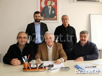 Üçü Adana, Birisi De İstanbul’da Kumaş Üretimi Yapan Arse Teks, Karınca Tekstil, Befi Tekstil Ve Meteks Firması Sahipleri Hilal Aksöz, Ahmet Feridun Altınöz, M.kemal Özgül Ve Mete Bağcılar, Ürettikleri Kumaşları Boyatırken Yaşadıkları Zaman Ve Maliyet Kaybını Kurdukları Ortak Fabrika Yatırımları İle Giderdiler