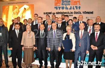 Küçük Ve Orta Ölçekli İşletmeleri Geliştirme Ve Destekleme İdaresi Başkanlığı (kosgeb) Tarafından Bu Yıl Üçüncüsü Düzenlenen ‘kosgeb Kobi Ve Girişimcilik Ödülleri’nde Finale Kalan Firmalar, Başbakan Ahmet Davutoğlu’nun Da Katıldığı Törenle Ödüllerini Aldı.