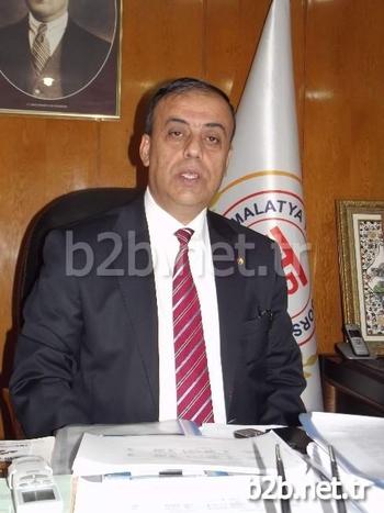 Malatya Ticaret Borsası Başkanı Gürsel Özbey, 2013 Yılında Hazırladıkları Proje İle Kuru Kayısı, İncir Ve Kuru Üzümün Tüm Okullarda Dağıtılmasının Öngörüldüğünü Belirtti.