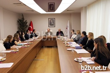 Dönem Başkanlığını İzmir KÂtip Çelebi Üniversitesinin Yürütmekte Olduğu İzmir Üniversiteleri Platformu’nda (iüp) Kariyer Merkezi Operasyon Grubu Toplantısının İlki Mithatpaşa Yerleşkesinde Gerçekleştirildi.