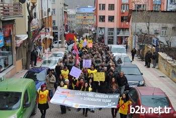 Eğitim Sen Dersim Şubesi, Zorunlu Din Dersine Karşı Bir Günlük Boykot Gerçekleştirdi.