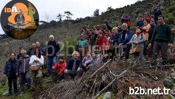 Her Hafta Düzenlediği Gezilerle Kazdağları’nı Karış Karış Gezen İda Körfez Doğa Sporları Grubu, Trekkingin Yanı Sıra Bu Hafta ‘bir Fidan Dik, Bir Nefesin Olsun’ Sloganıyla Fidan Etkinliği Düzenledi