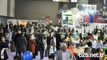 Çeşitli Yarışma, İmza Günleri, Söyleşi, Konferans, Panel Ve Forumlara Ev Sahipliği Yapan Cnr Kitap Fuarı, Açıldığı İlk Hafta Sonu 54 Bin Kişi Tarafından Ziyaret Edildi.