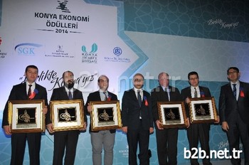 Konya Ekonomi Ödülleri, Ulaştırma, Denizcilik Ve Haberleşme Bakanı Lütfi Elvan’ın Da Katıldığı Törenle Sahiplerini Buldu.