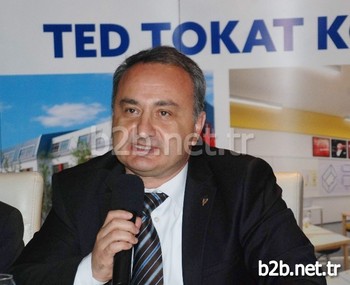 Ted Genel Başkanı Selçuk Pehlivanoğlu, Özel Okullarda Kdv’nin Kaldırılarak Zam Oranlarının Kısıtlanmasının Daha Adaletli Olacağını Düşündüklerini İfade Ederek, “çünkü Zam Oranlarını Kısıtlamaz İseniz Özel Okulculuk Tüccarlığa Döndüğü İçin Birçok Noktada Zammı İstedikleri Noktada Yaparlar” Dedi.