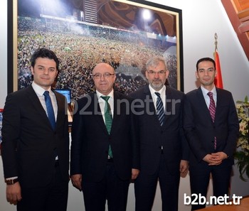 Bursa’ya Ve Spora Verdiği Önemi Sponsorluk Desteğiyle Bir Kez Daha Ortaya Koyan Clk Uludağ Yöneticileri, Bursaspor Yöneticileri İle Bir Araya Gelerek, Sponsorluk Sözleşmesine Resmiyet Kazandırdı.